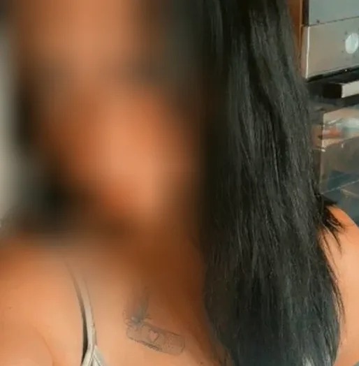 Isabella, 31