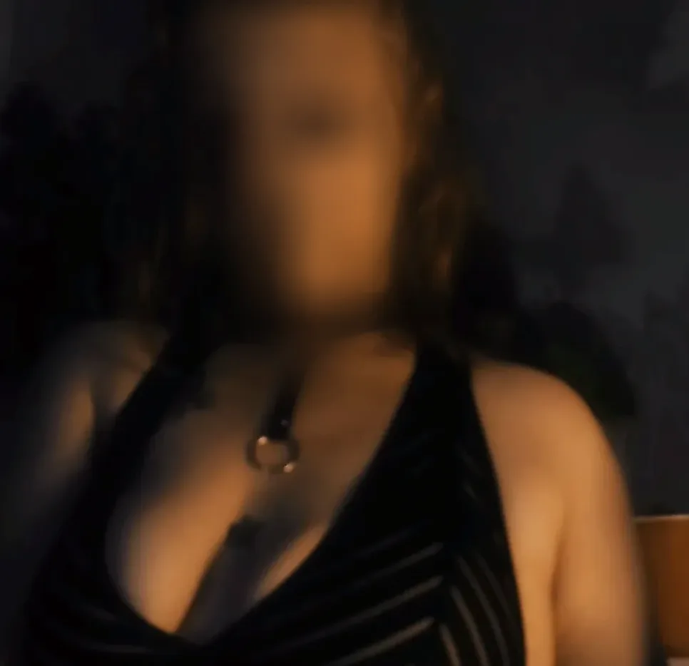 Karoline, 29
