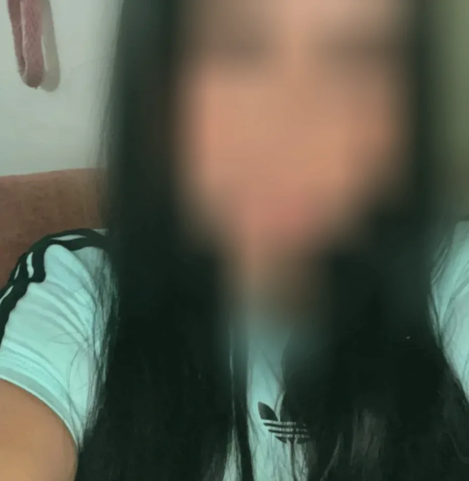 Maja, 25