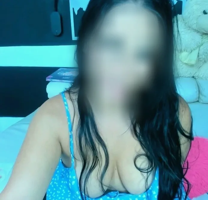 Sara, 29